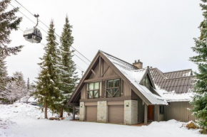 Pinnacle Ridge 21 | Family Townhome w/ Prime Ski Access, Hot Tub, 2 Living Rooms & Fireplace